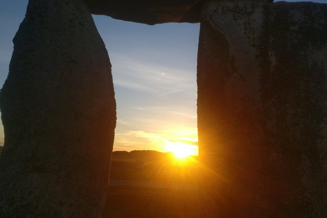 Stonehenge Half-Day luxury guided tour from Bath for 2-8 - Returning to Bath within half a day