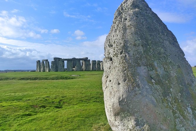 Stonehenge Half-Day luxury guided tour from Bath for 2-8 - Meeting at Abbey Hotel Bath