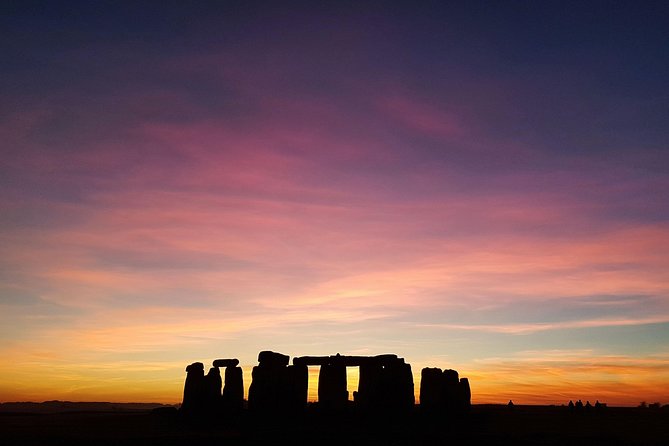 Stonehenge Half-Day Tour from London with Admission - Food, water, and the changing snack pack