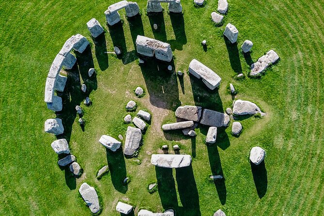 Stonehenge Inner Circle Tour - What happens at the stones