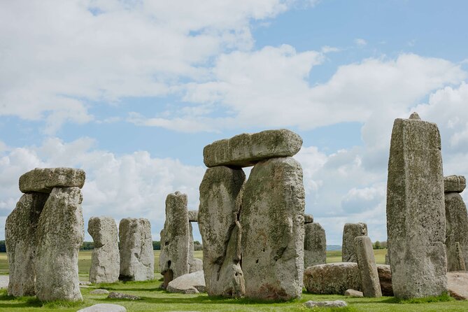 'Stonehenge & Secret England' from Bath for 2-8 curious adventurers - Why this Bath day trip feels different