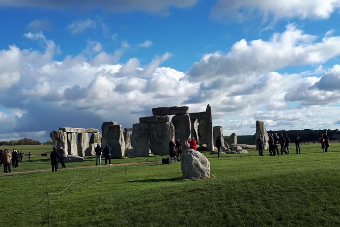 Stonehenge Shuttle Bus from London with Optional Fish & Chips - The two-hour ride across southern England