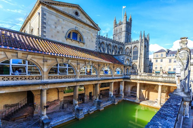 Stonehenge, Windsor Castle, and Bath from London - Guides, languages, and group size