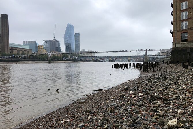 Thames Beachcombing - Why the changing meeting point matters