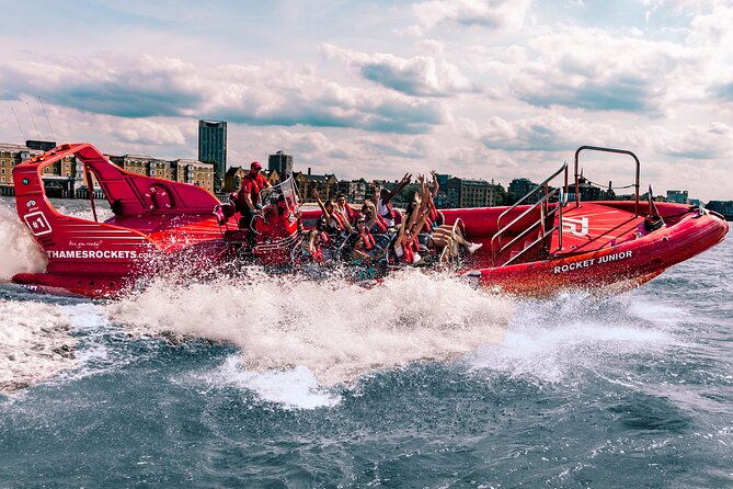 Thames High-Speed Zone Speedboat in London - Tower Bridge from the Thames, then the throttle opens