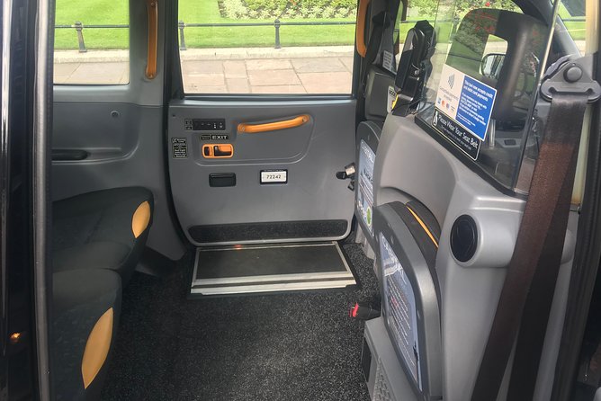 The 6 Hour Private Iconic Black Cab Sightseeing Tour - St. Paul’s Cathedral and Trafalgar Square