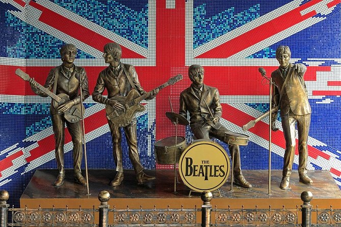 The Beatles & Liverpool Magical Mystery Tour from London - The early train from London