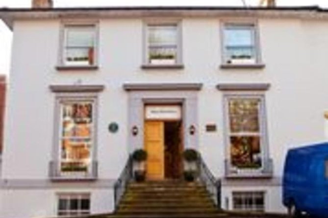 The Beatles Magical History Black Taxi Tour London - 3 Savile Row and the rooftop finale