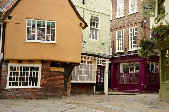 The Best of York on Foot in a Small Group - Why this short York walk works so well