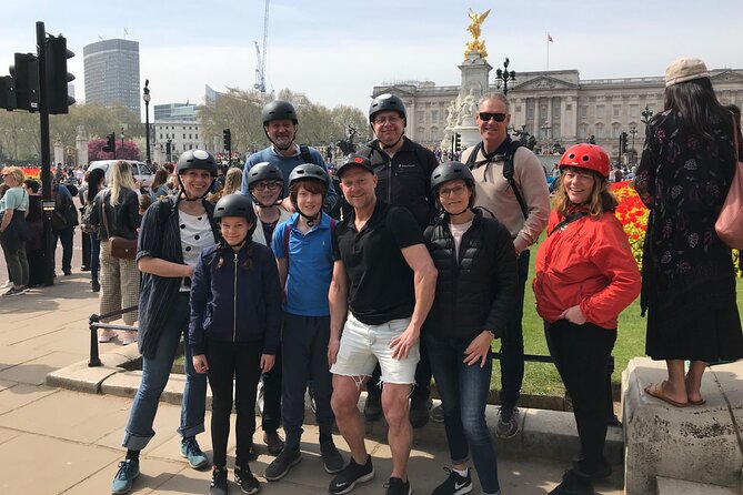 The "Big Six" of London and a Pub - 5 Hour Tour - The Tower of London and Tower Bridge