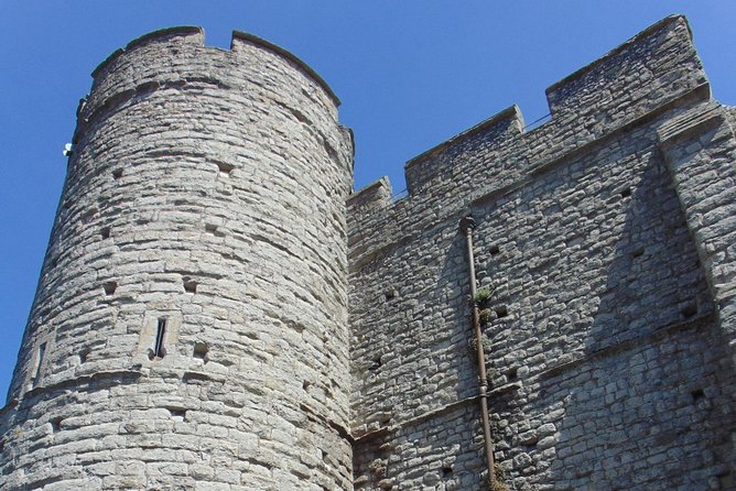 The Canterbury Classic Tour - Christ Church Gate and Tudor surprises