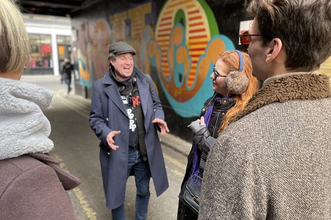 The Great British Rock and Roll Walking Tour - Guides make or break a story-based walk