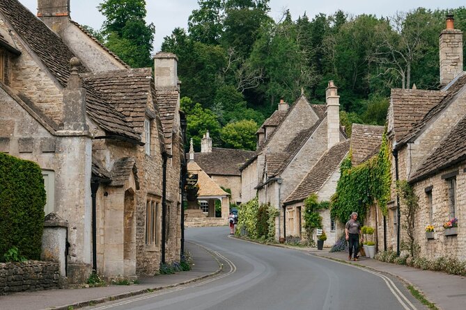 The 'Hidden Cotswolds' Shared Tour from Bath for 2-8 people - Malmesbury brings history and a slower cup of tea