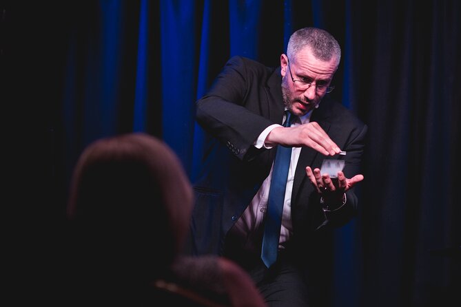 The House Magicians Comedy Magic Shows - Getting there and preparing for the door
