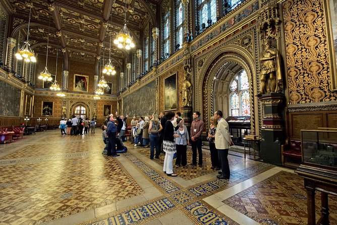 The Houses of Parliament & 30+ Top London Sights Tour - Borough Market and Southwark Cathedral