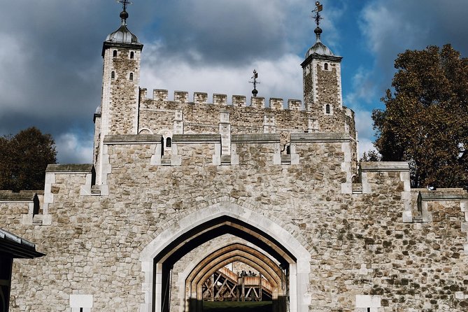 The Old City of London - Exclusive Guided Walking Tour - What the $62.54 price really buys