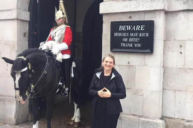 The Ultimate 6-hour Private Tour of London in an Iconic Black Cab - St. James’s and the Changing of the Guard