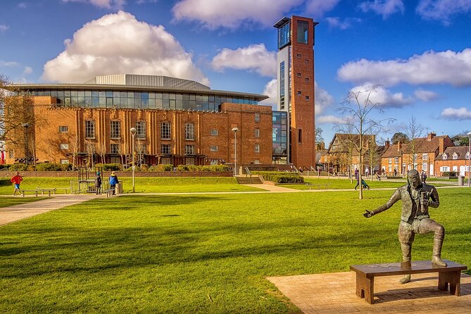The WalkTalkShow.co.uk - Guided Tour of Stratford upon Avon - The Guild Chapel and Shakespeare’s school