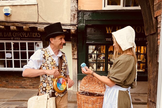 Time Traveller's Walking Tour of York - Morning Tour - Meeting Dick Turpin outside York Castle Museum