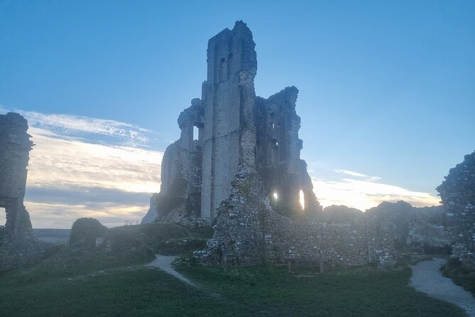 Tour of East Dorset-Durdle Door, Corfe Castle, Lulworth & more. - Hannah makes the small group matter