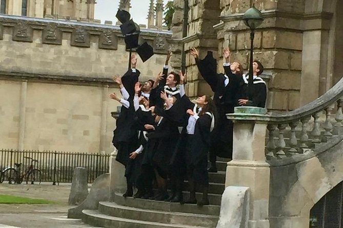 Tours of Oxford private walking tours for the Discerning Traveler - Why a private Oxford walk can be worth the price