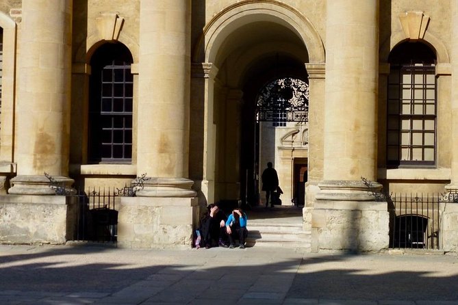 Tours of Oxford private walking tours for the Discerning Traveler - Inside an Oxford college for 50 minutes