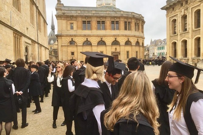 Tours of Oxford private walking tours for the Discerning Traveler - Chris Peters and the guiding style