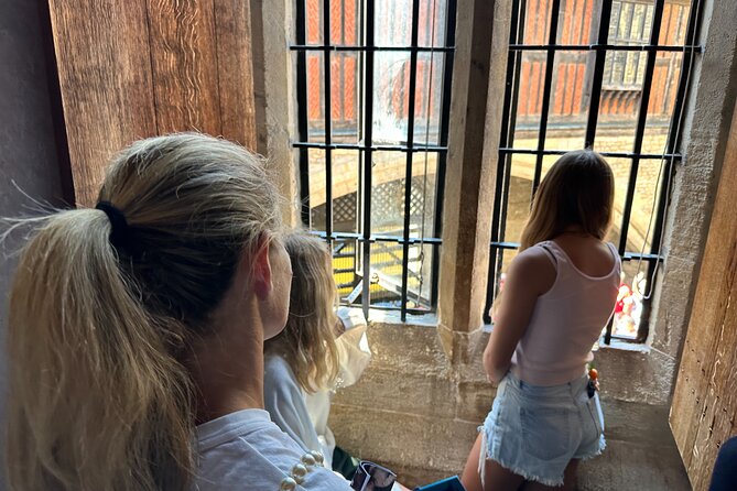 Tower of London for kids & families Private Guided Tour with pre-booked Tickets - Ravens, Beefeaters, and the Royal Beasts