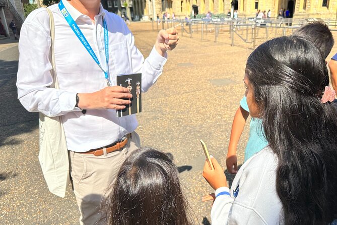 Tower of London for kids & families Private Guided Tour with pre-booked Tickets - The guide makes or breaks the experience