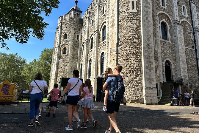 Tower of London for kids & families Private Guided Tour with pre-booked Tickets - Meeting your guide at Tower Place West