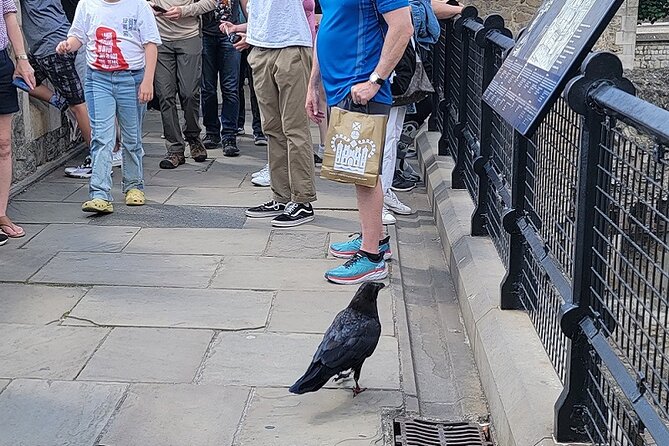 Tower of London: Guided Tour with Thames River Cruise - The White Tower and time to explore alone