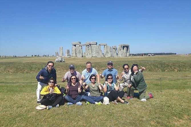 Transfer from Southampton to Heathrow via Stonehenge and Windsor - What $533.60 per person really buys