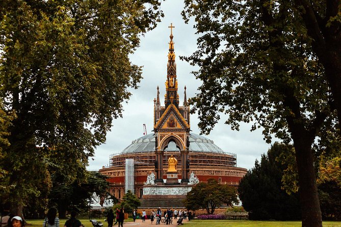 Treasures of London: The Royal Family Private Tour - The final hour is where personalization matters most