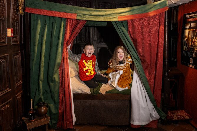 Tudor World Museum Entrance Ticket - What Tudor World is trying to show you