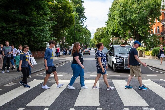 Ultimate 8h Extended Private Tour of London in a Black Cab - St. James’s and the Changing of the Guard