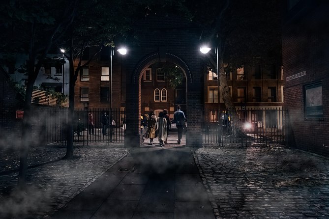 Ultimate Jack the Ripper : Guided Tour of London - Whitechapel’s grubby past and newer polish