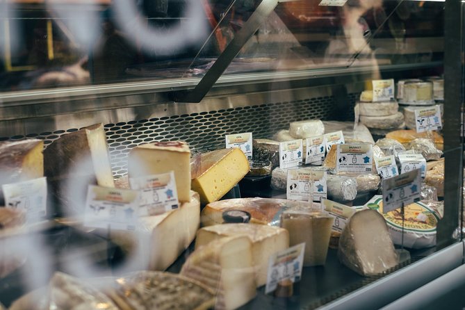 Ultimate London Cheese Crawl : Guided Food Tour - Starting at Green Park with Stilton