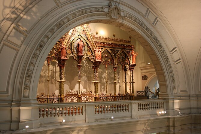 Victoria and Albert Museum Private Tour - Seeing the V&A highlights in 2 hours 30 minutes
