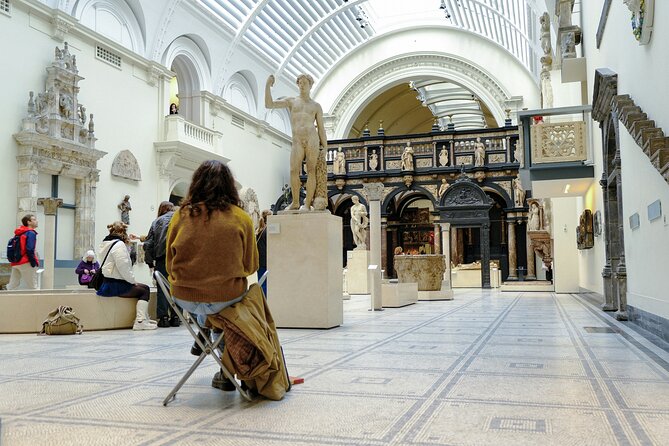 Victoria and Albert Museum Private Tour - What the 2.5-hour pace feels like