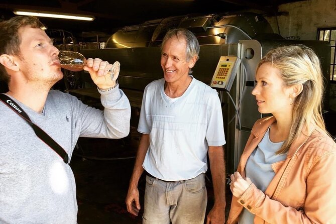 Vineyard & Cheesemaker Bus Tour of Sussex - The vintage bus, timing, and meeting point