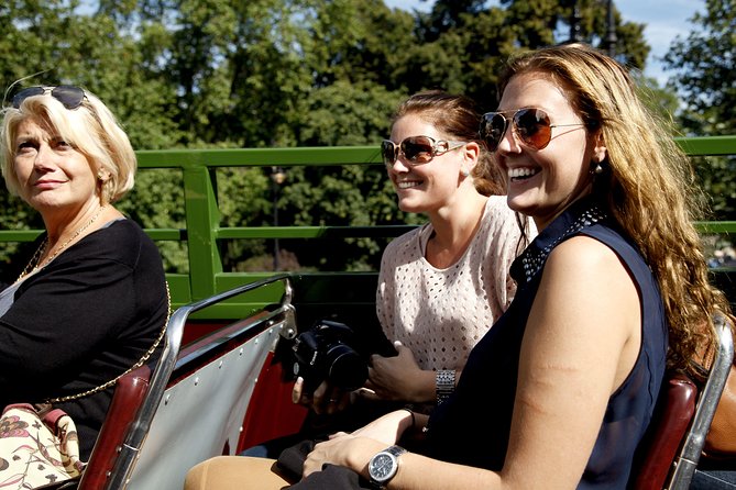 Vintage London Bus Tour Including Cruise with London Eye Option - Westminster, Big Ben, and the royal route