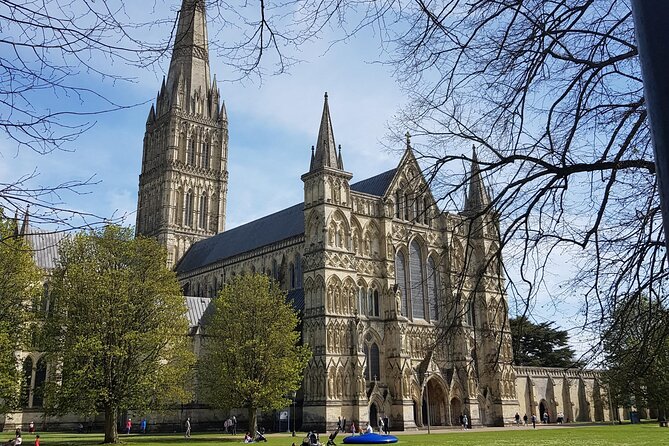 Visit Stonehenge and Salisbury from Southampton - Why this Southampton pairing works