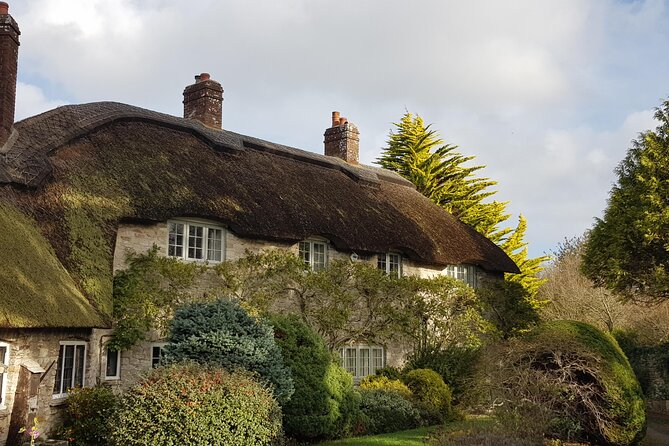 Visit Stonehenge and Salisbury from Southampton - Who should book this experience?