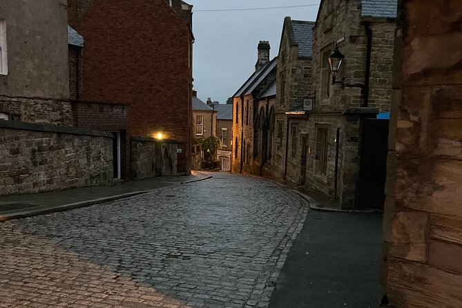 Walkabout Durham History Tour - Framwellgate Bridge and Durham’s classic view