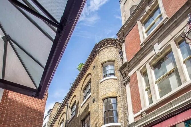 Walking Tour and Tasting at Indian Restaurant in London - Brick Lane: the food focus shifts to London’s East End