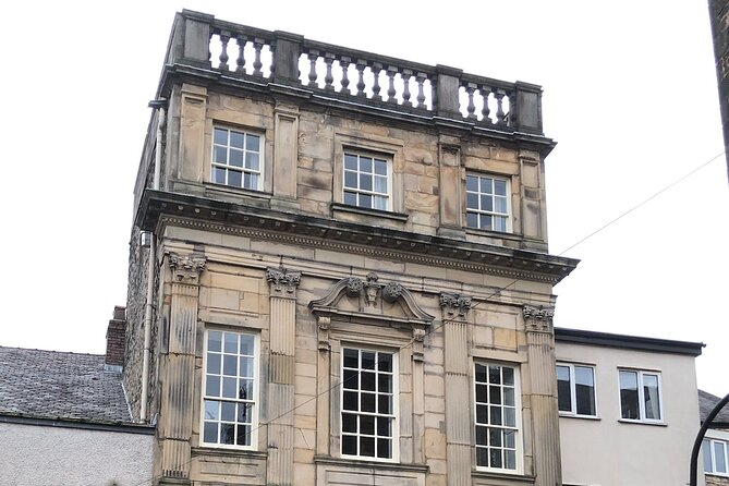 Walking tour of Lancaster - Execution Slavery Industry - Judges’ Lodgings, witchcraft, and the oldest house