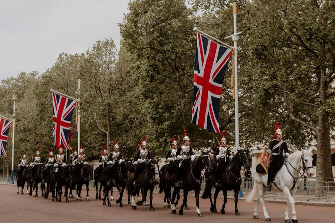 Westminster: Royal London 3-Hour Private Guided Walking Tour - Big Ben and the five-minute fact stop