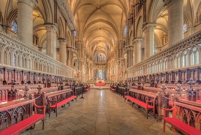 White Cliffs of Dover & Historic Canterbury Day Tour from London - Choosing Dover Castle or more cliff time