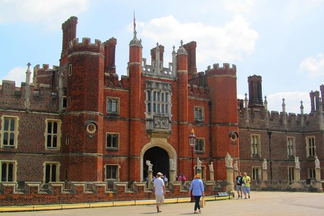 Windsor Castle and Hampton Court Private Car with Driver Guide - Final verdict: a comfortable, high-value day for groups