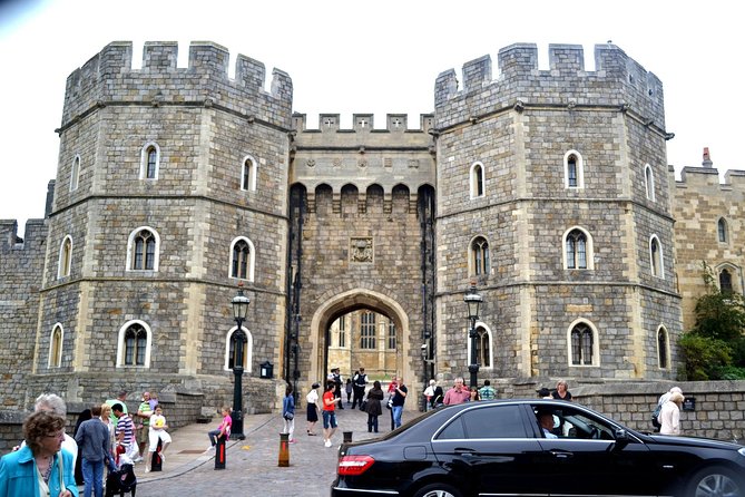 Windsor Castle & Hampton Court Palace, Private Tour Including entry pass - Hampton Court Palace: Henry VIII’s former home